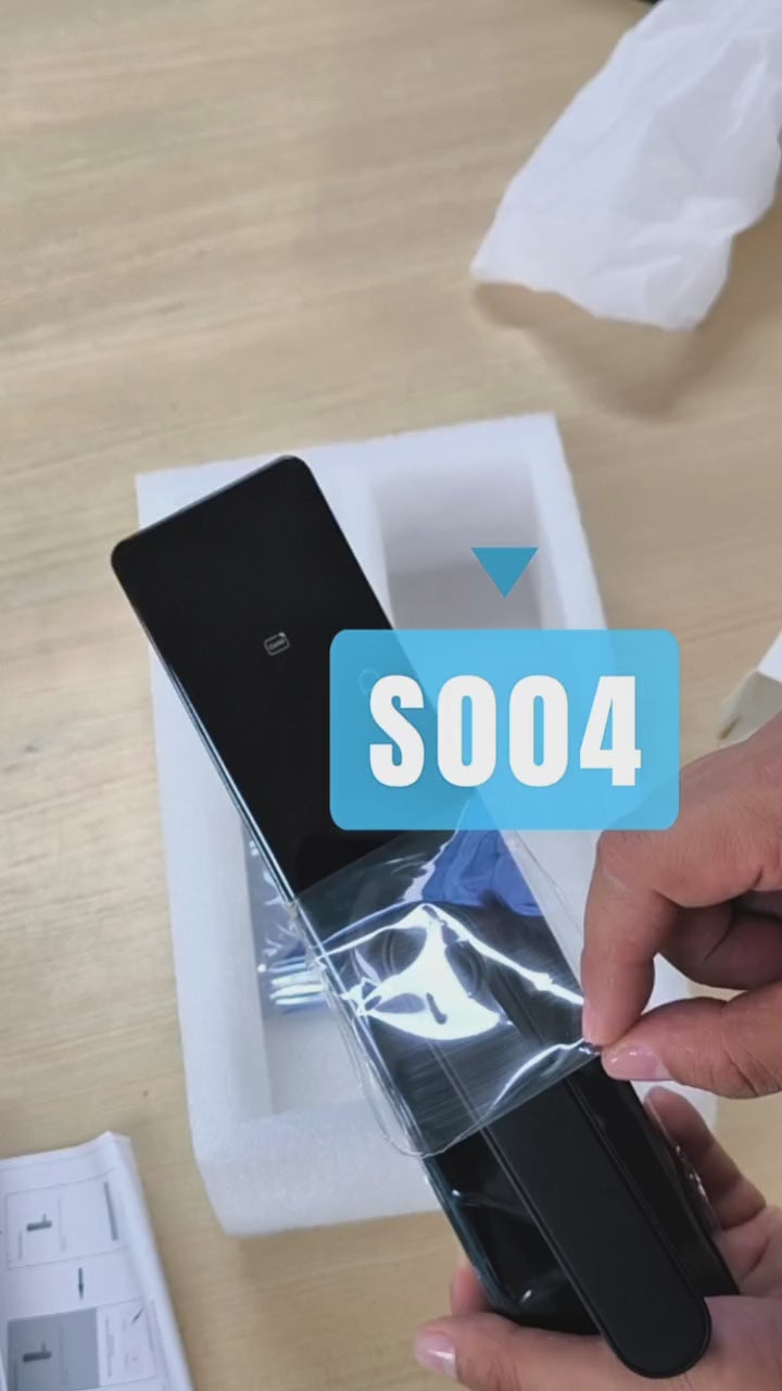 Cerradura Inteligente S004 – Compacta para Habitaciones y Arriendos